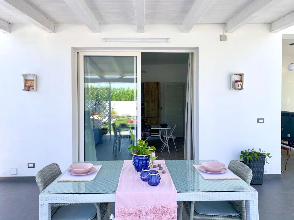Villa White Sicilia Santa Maria Del Focallo Eksteriør billede