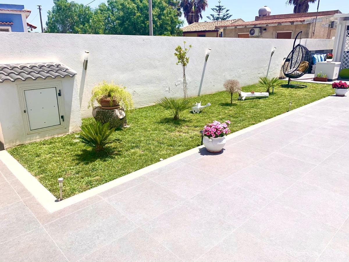 Villa White Sicilia Santa Maria Del Focallo Eksteriør billede