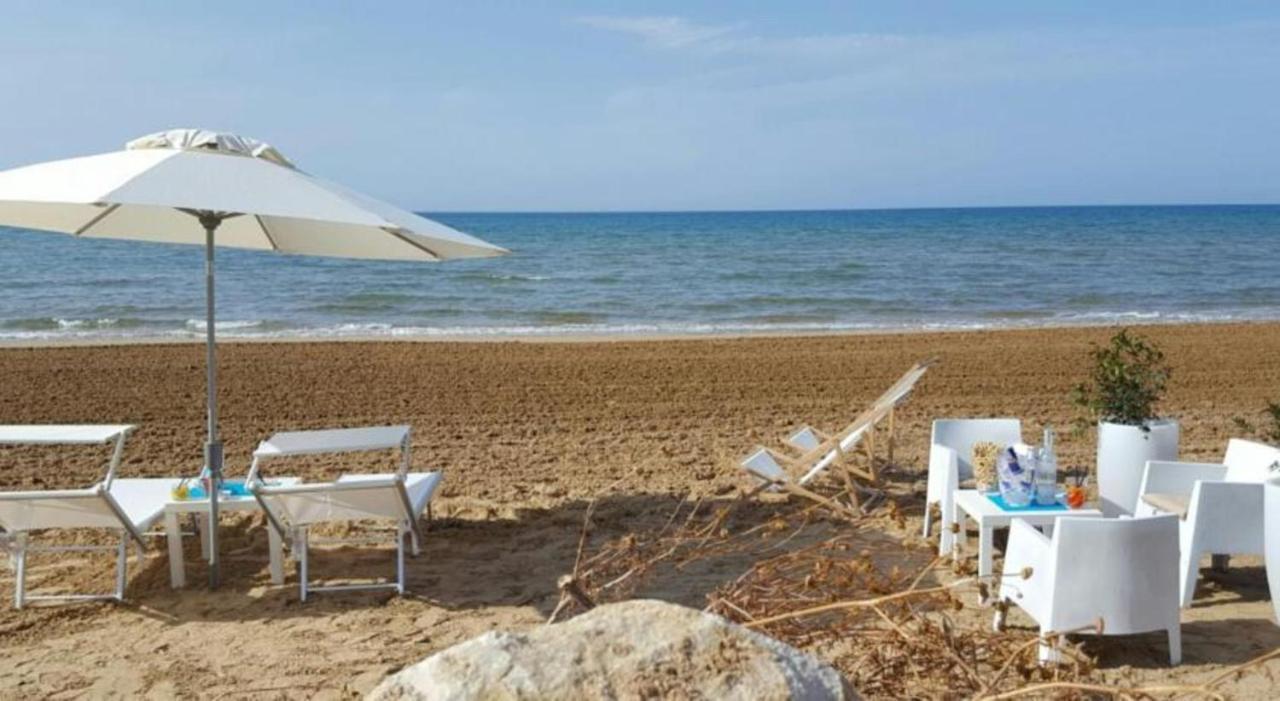 Villa White Sicilia Santa Maria Del Focallo Eksteriør billede